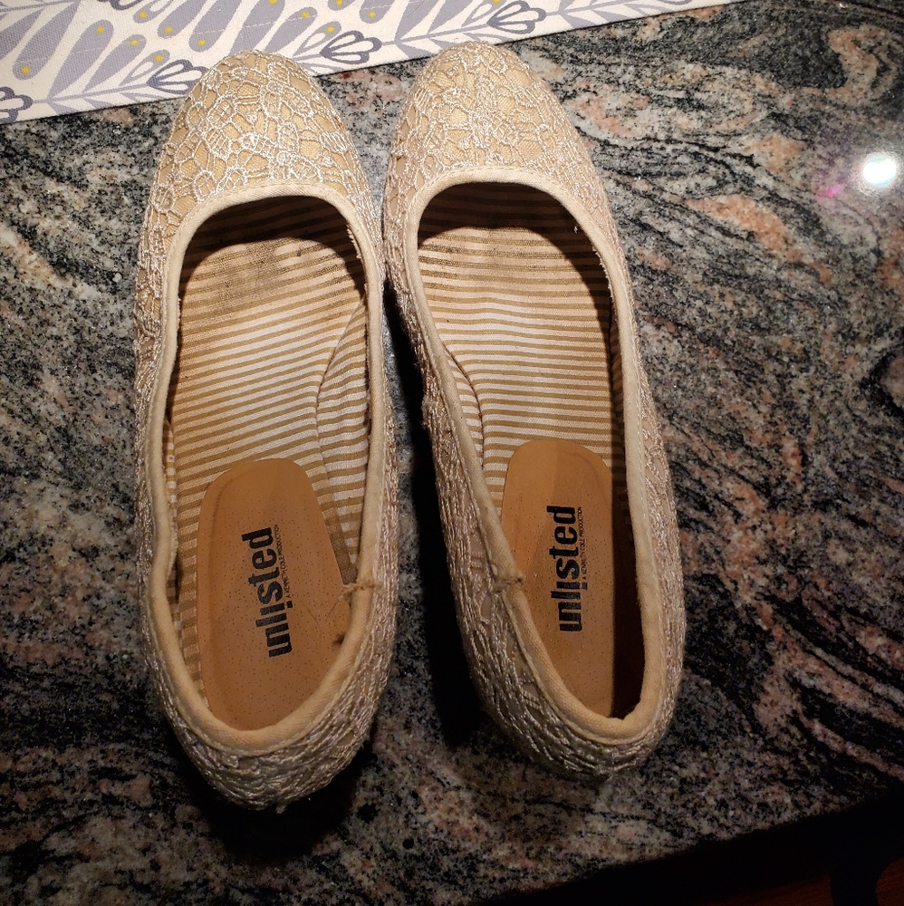 Unlisted by Kenneth Cole Wedge